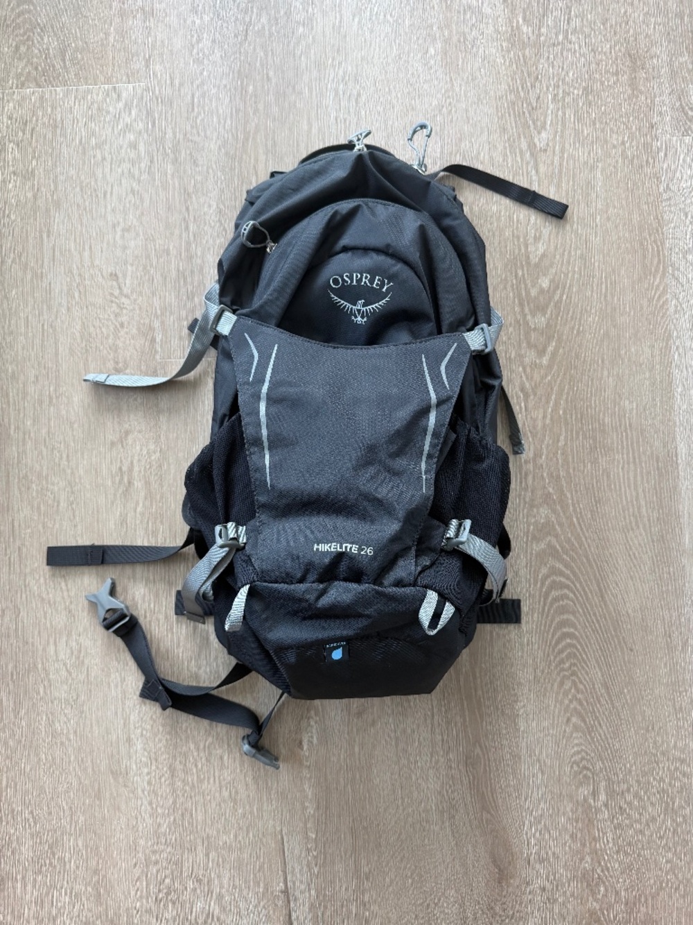 Osprey Hikelite 26L Hiking Backpack Unisex in Black